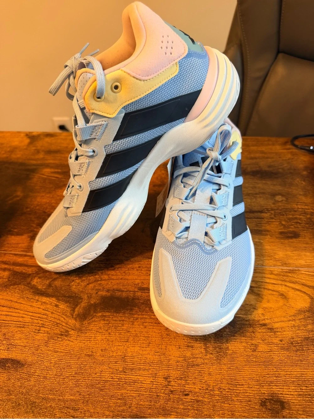 Adidas Womens Court Stable Basketball Shoes - Light Blue / Pink